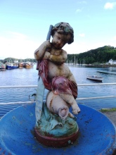 Used with permission. Source: https://thehistorygirlsscotland.com/2015/09/12/cast-iron-cherubs-everywhere/